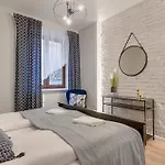Apartment Center 1 By Grand *